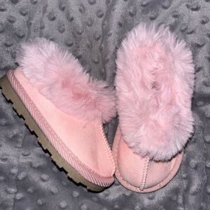 Pink Toddler Slippers Size 6